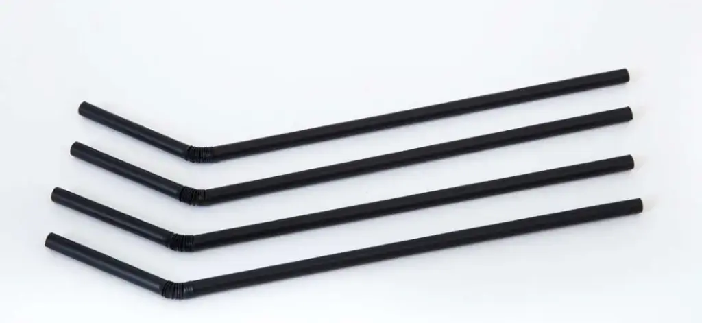 Paille flexible noire en papier 22 cm